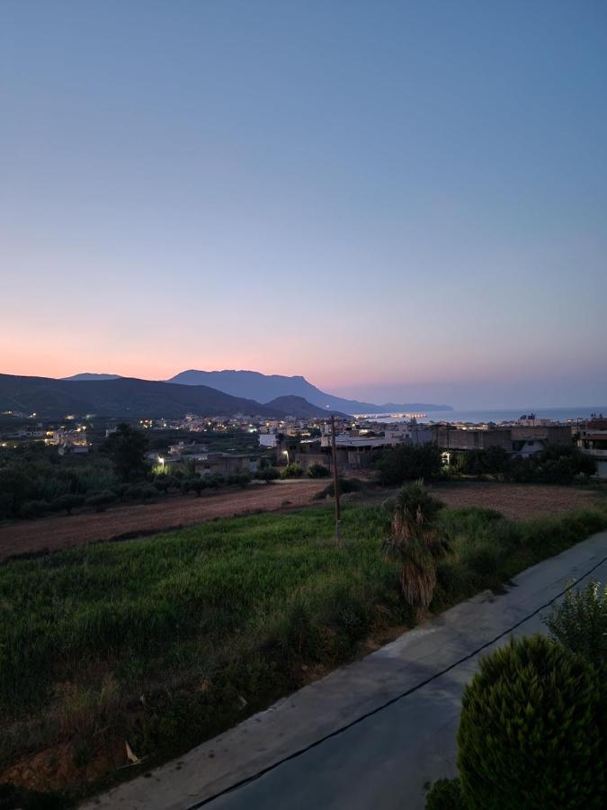 S N G/ Best View Apartment Kíssamos Eksteriør bilde