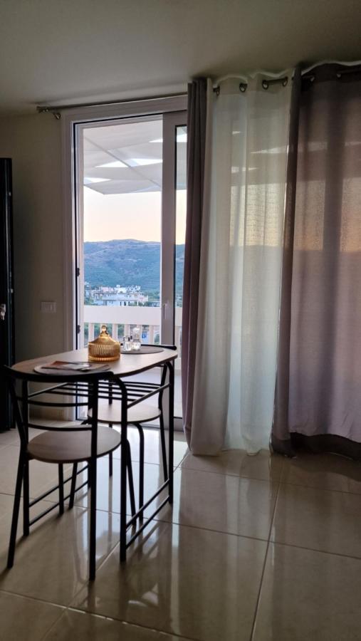 S N G/ Best View Apartment Kíssamos Eksteriør bilde